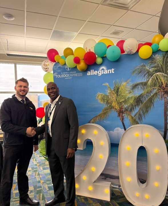 On December 15, the Port celebrated Allegiant’s 20th Anniversary at Eugene F. Kranz Toledo Express Airport. 