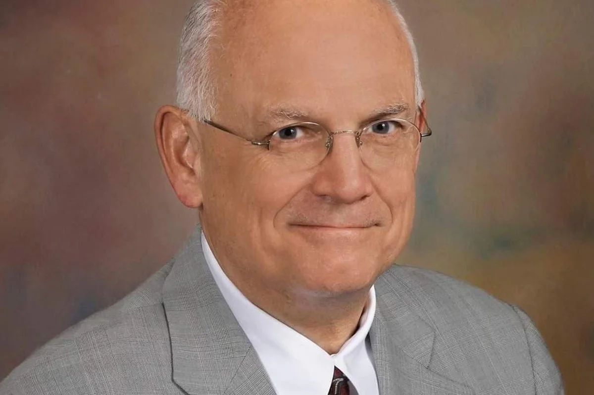 A Legacy Built in Courtrooms &amp; Clinics: Remembering Dale Edwin Sanders