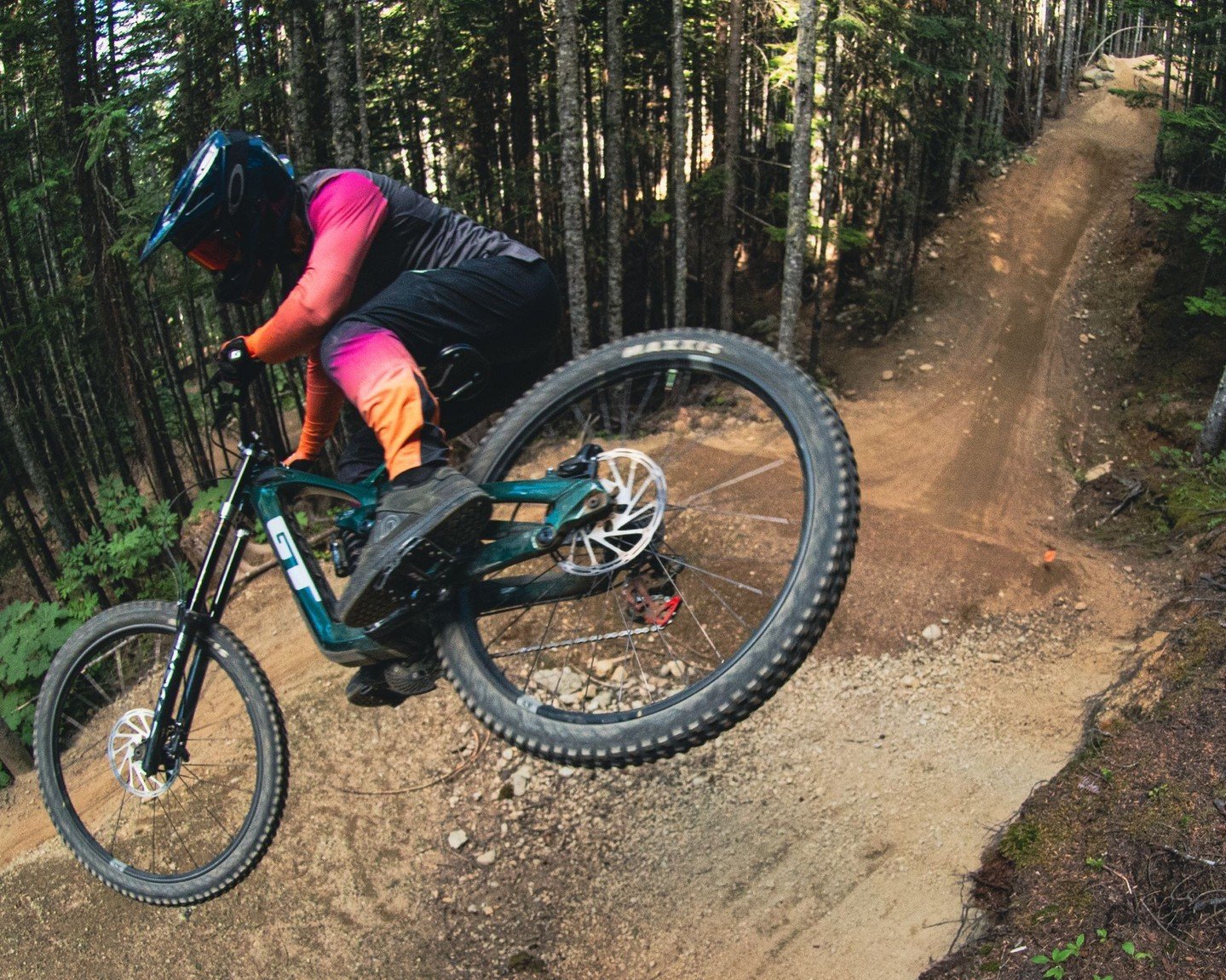 ONE WEEK TO GO until the @whistlerbikeprk opens 🤘⁠
⁠
Drop your bike off today and get it dialled in before opening next Friday. ⁠
⁠
📷 @bruhnsphoto
