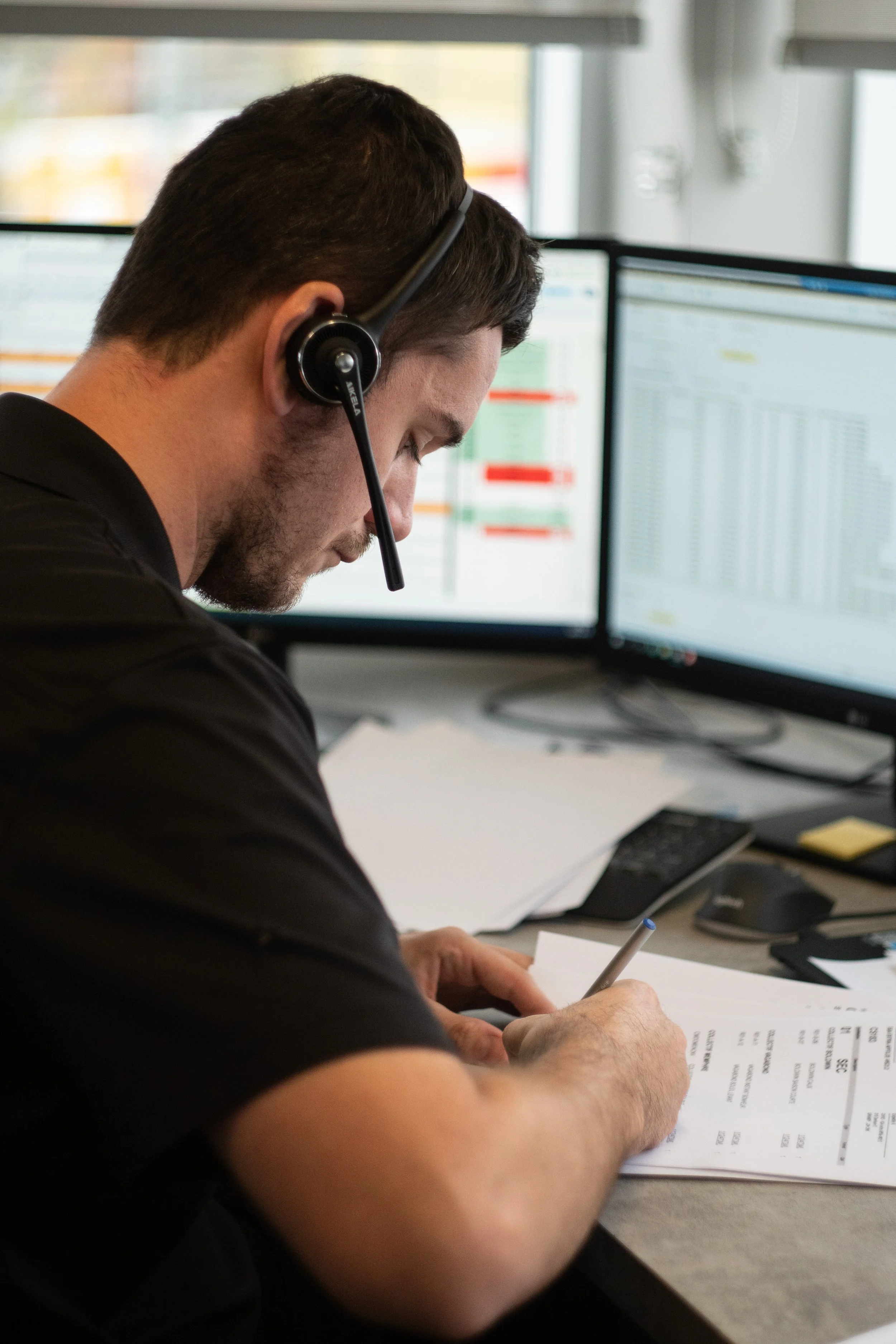 Homme au téléphone