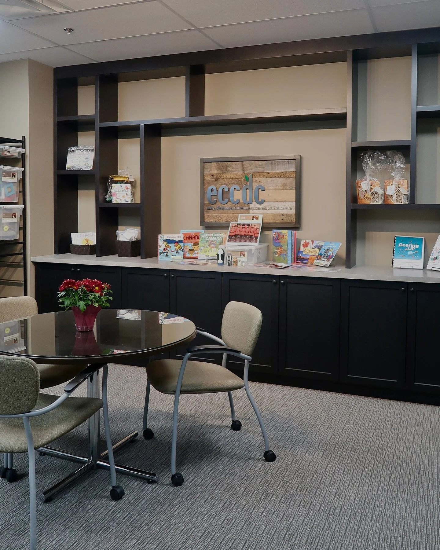 Kicking off our Early Childhood Community Development Centre project reveal with a peek at the heart of their resource library ! Designed to be warm, welcoming, and super functional for educators and caregivers in the community, with flexible zones f