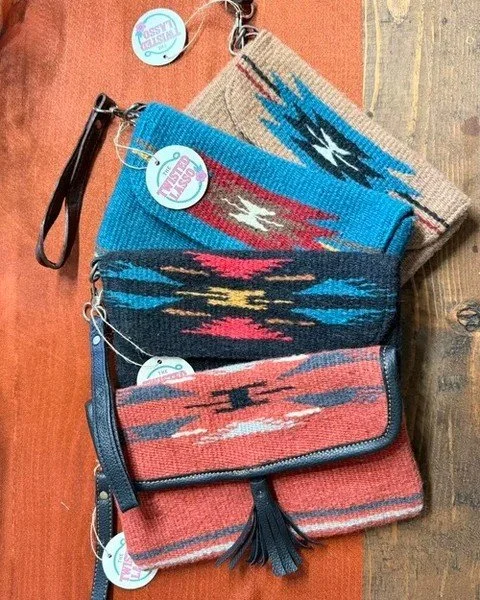 New Member: Twisted Lasso ✨

The Twisted Lasso is an online boutique where Western charm meets contemporary style. Their carefully curated collection of clothing and accessories offers everything from everyday essentials to statement pieces with a li