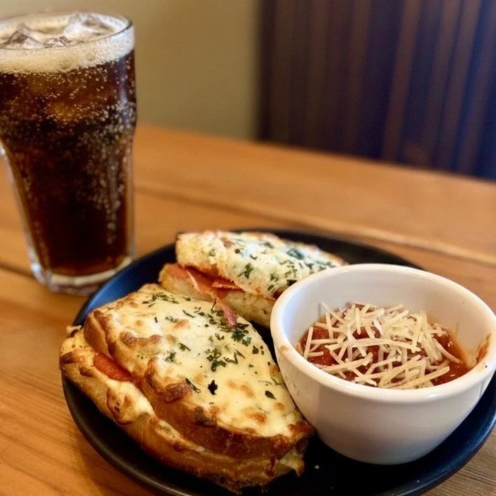 The Melt Down is on in Yamhill County, and four Carlton Restaurants are participating with DELICIOUS specials. $2 of every sandwich sold will go back to the @yamhillcap food bank. Happy eating! 🧀

@larsonhouseyamhill: Pizza Press Melt - Mozzarella o