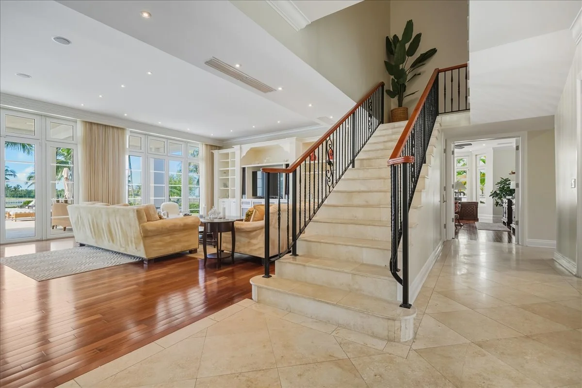 Breakwater Villa
