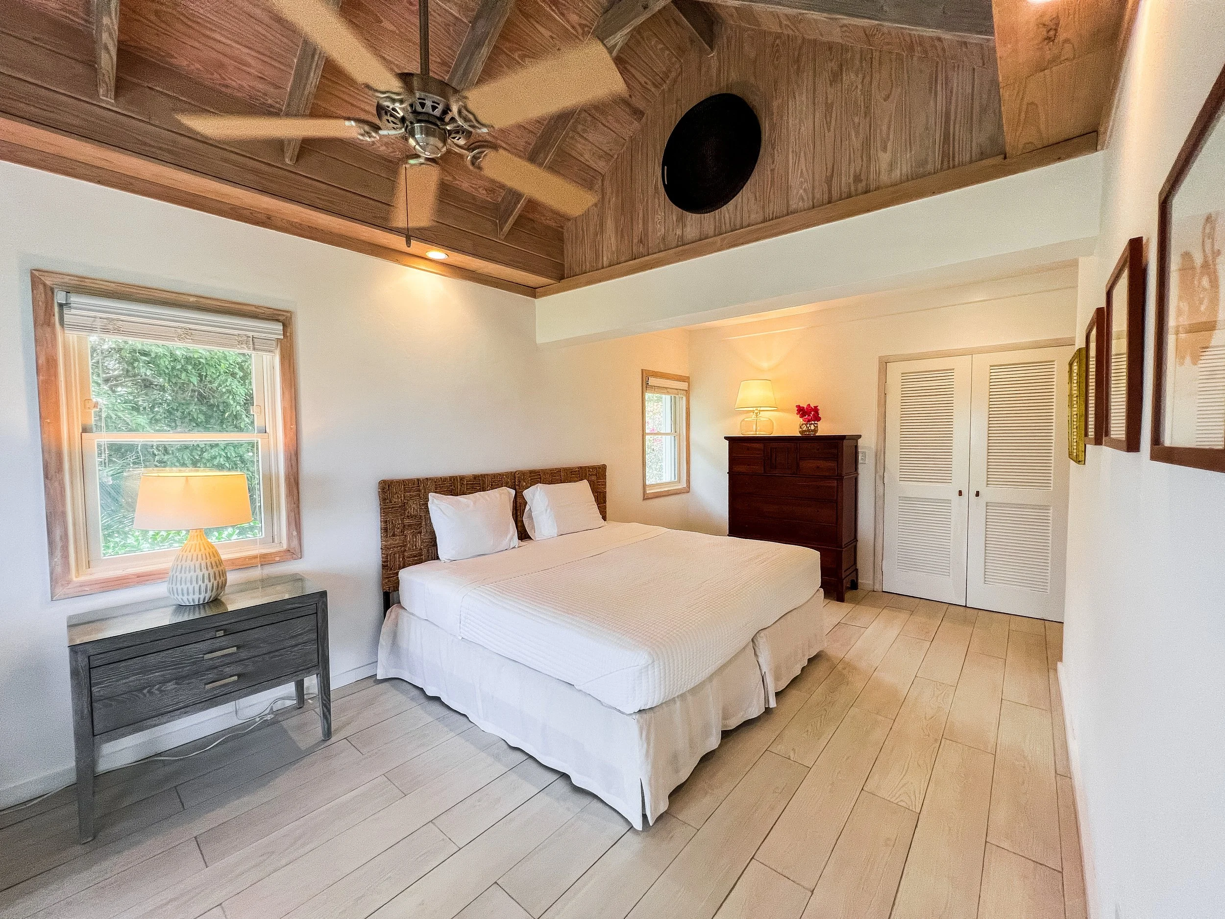 Full Shilling-Bedroom 5.JPG