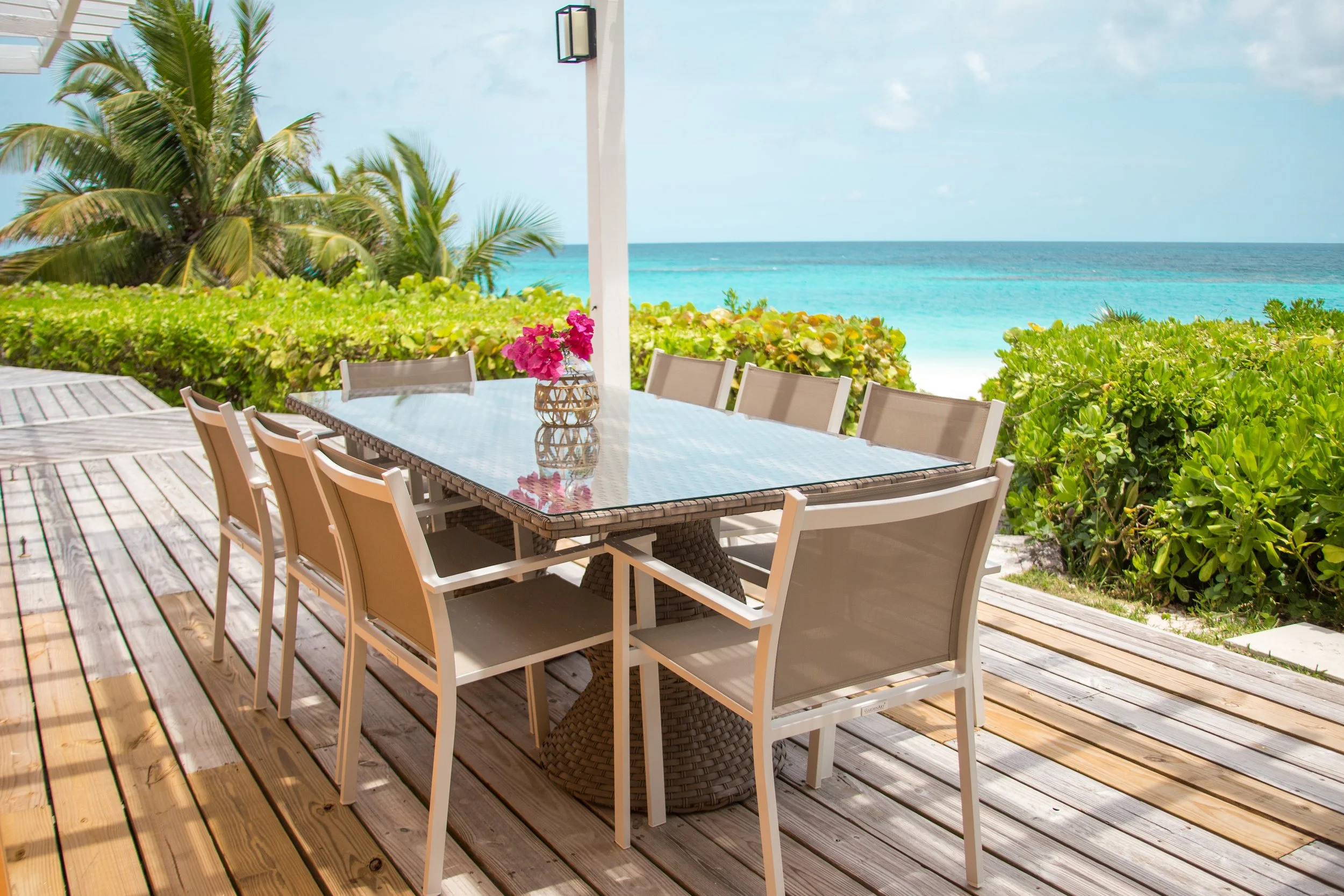 Full Shilling-Outdoor Dining.JPG