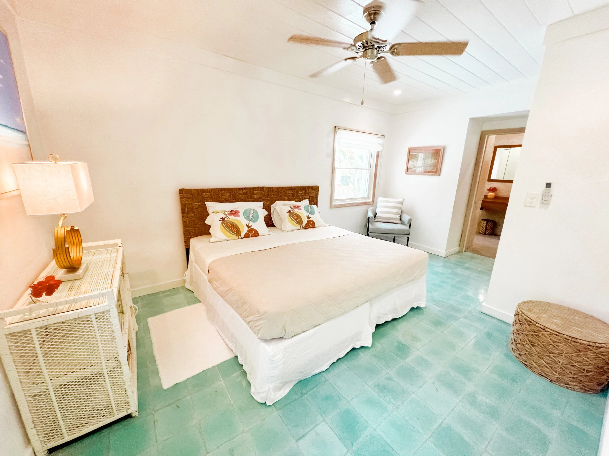 Full Shilling-Bedroom 6-2.JPG