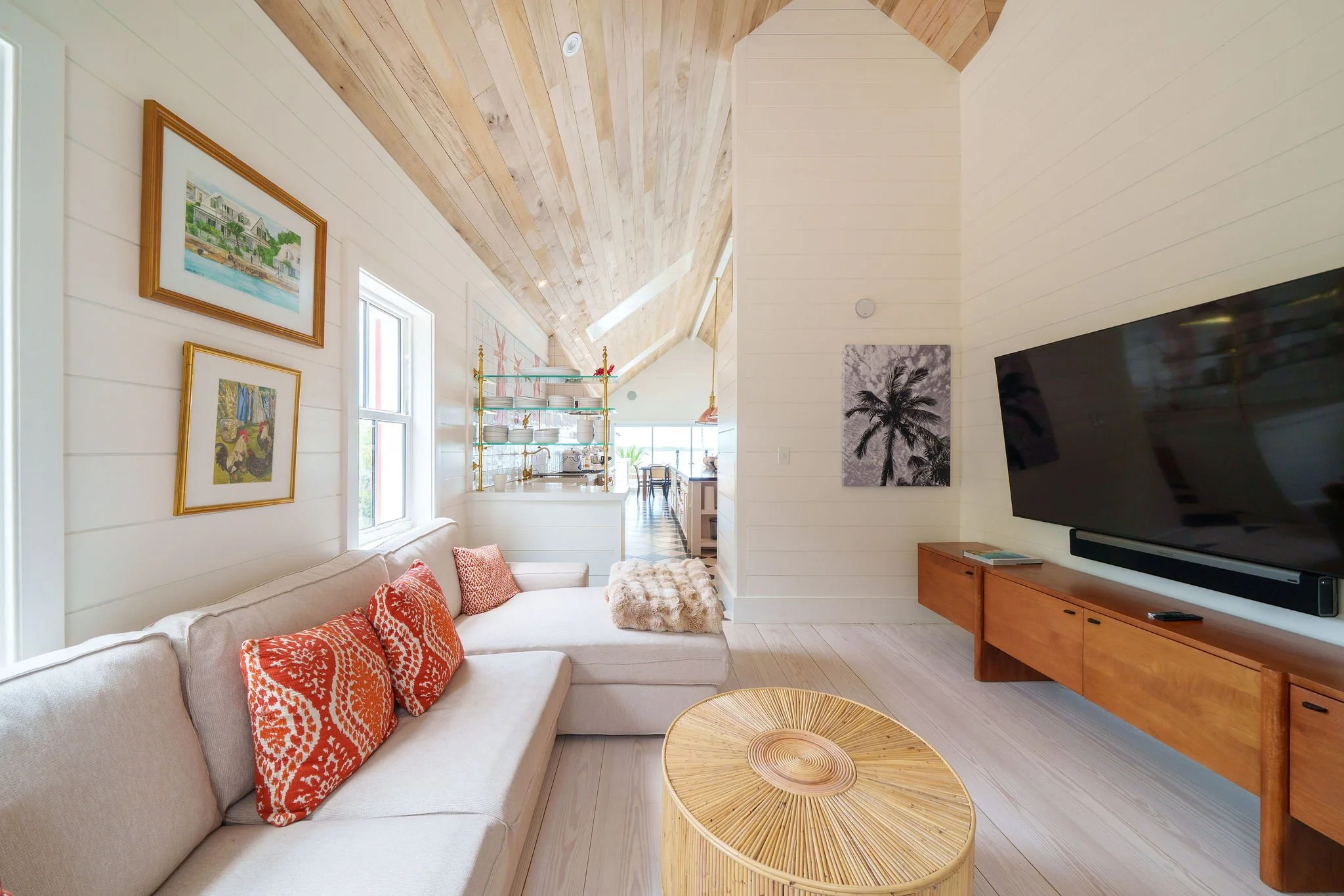 The Crown Villa-TV Room.jpg