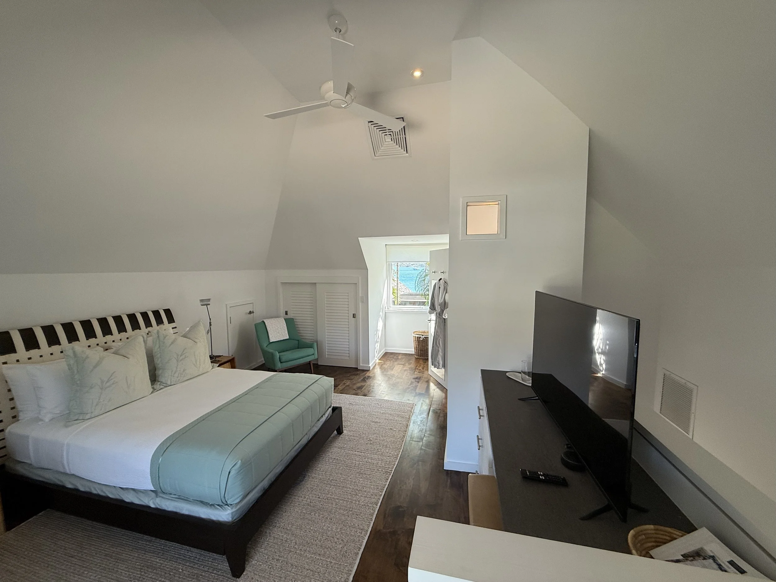 Island Retreat Villa - Guest House 2nd floor bedroom.jpg