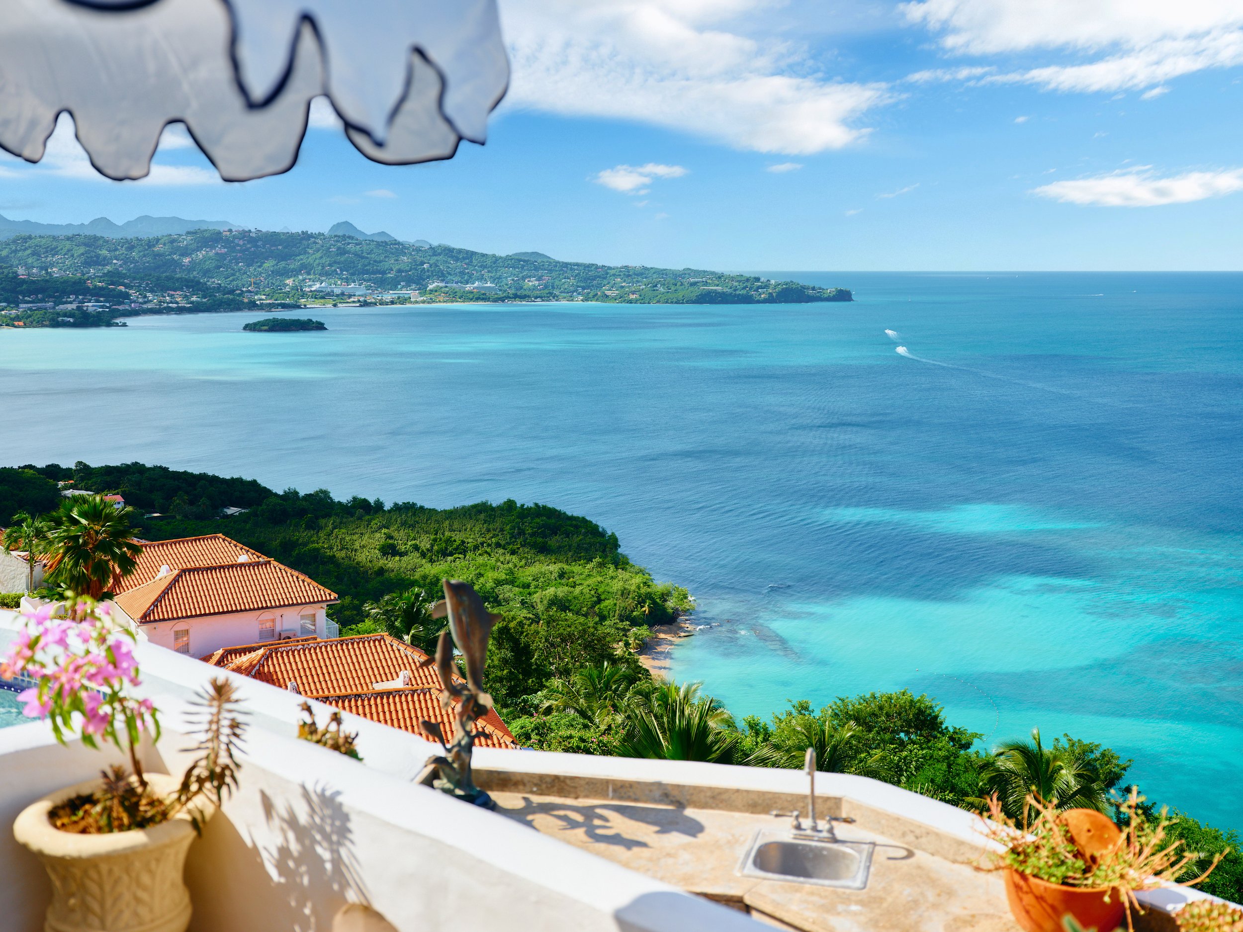 Villa Periwinkle-Ocean View 3.jpg