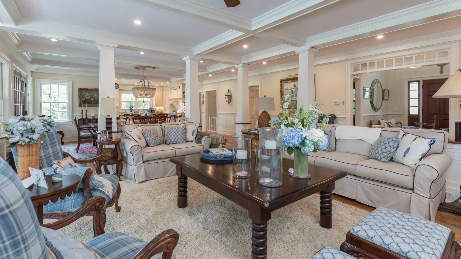 Villa Capaum-Living Room.jpeg