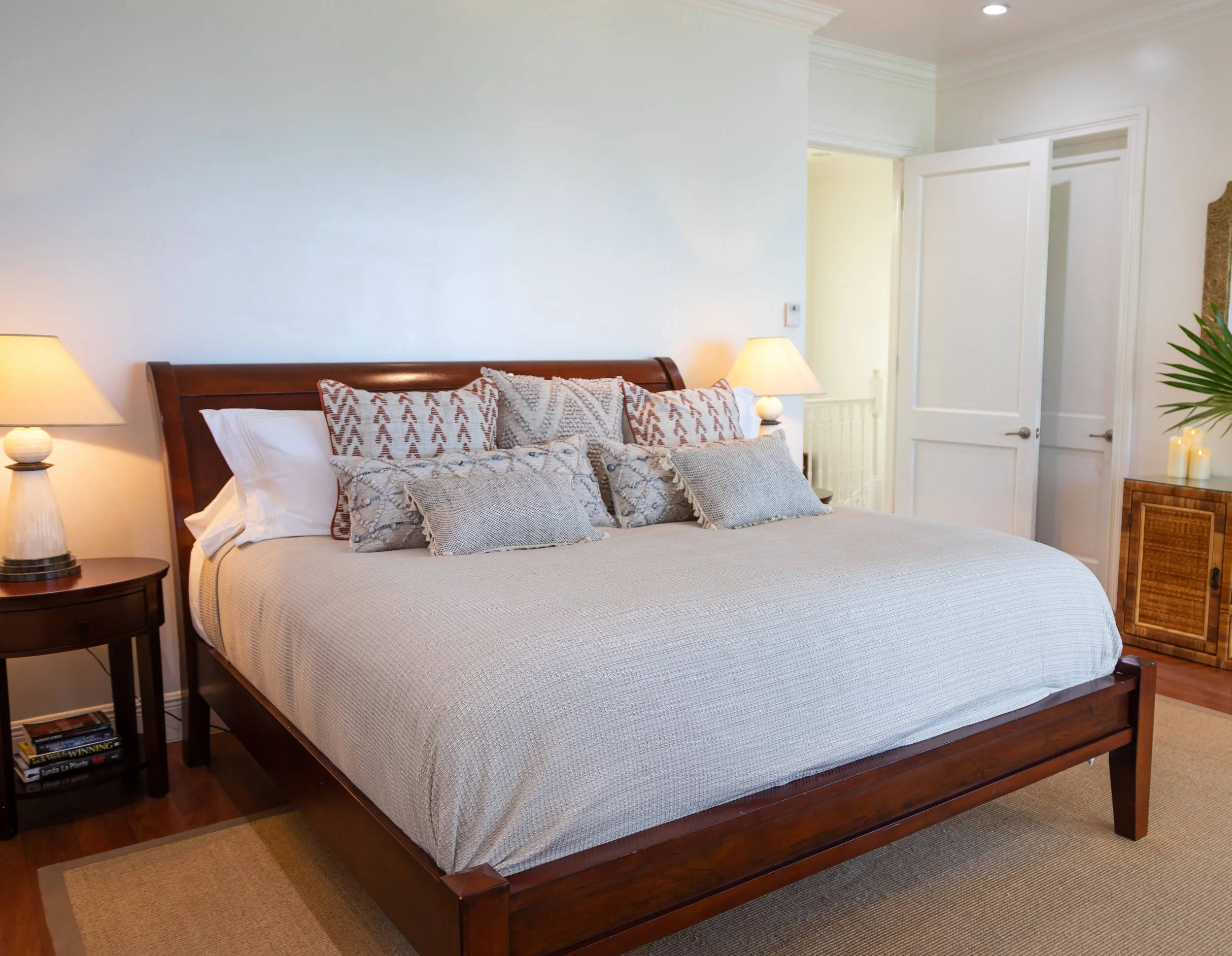 THE WHITE HOUSE FIRST FLOOR 2020-6.jpg