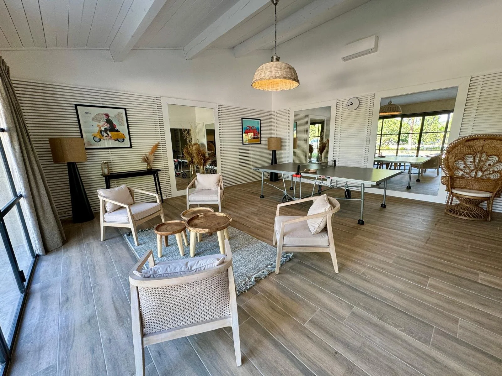 Villa-luxe-cassis-Living Room.jpeg