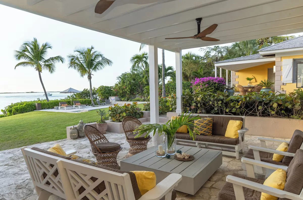 Honeycomb Villa-Outdoor Lounge Area.jpg