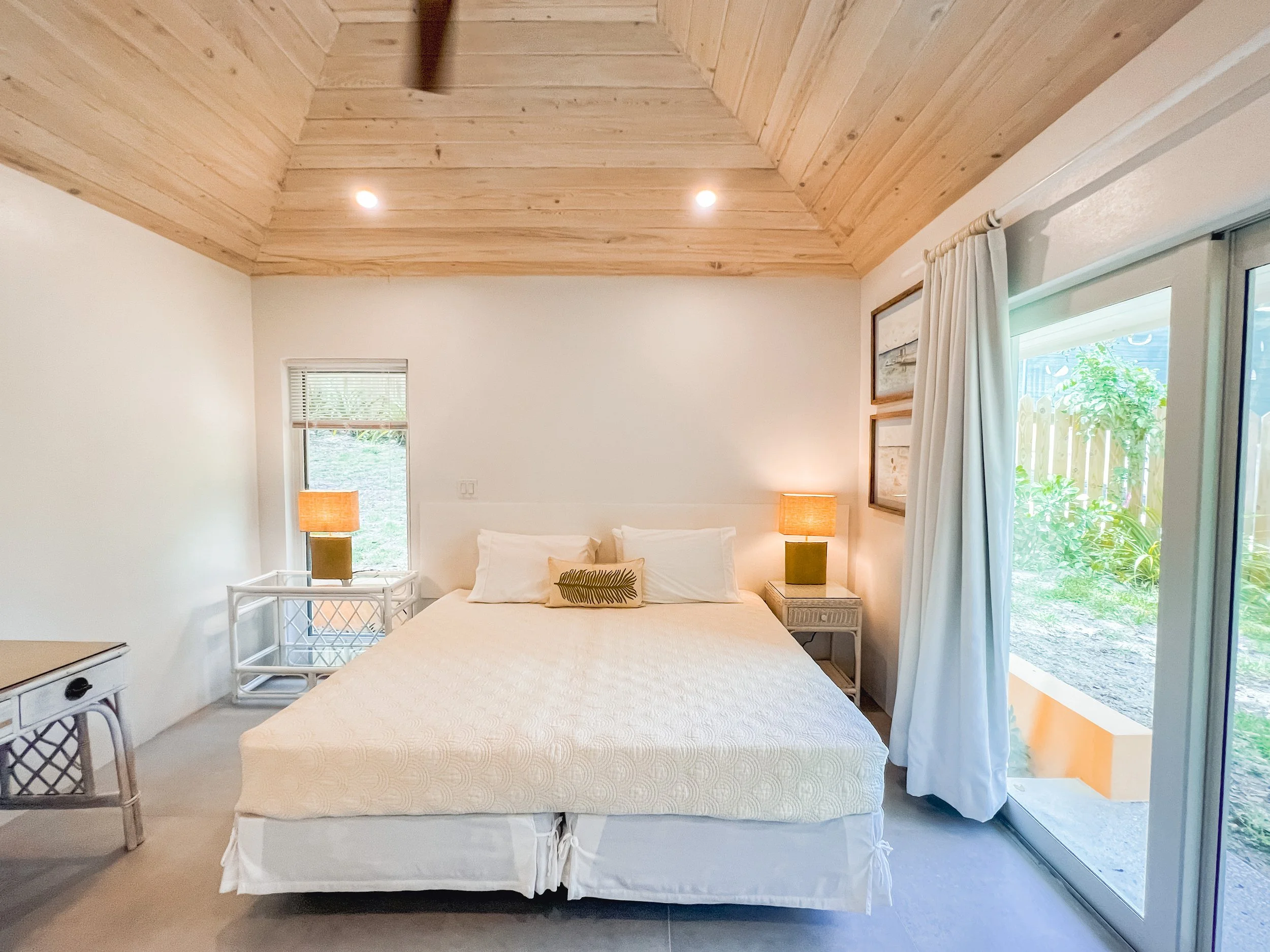 Full Shilling--Bedroom 7-2.JPG