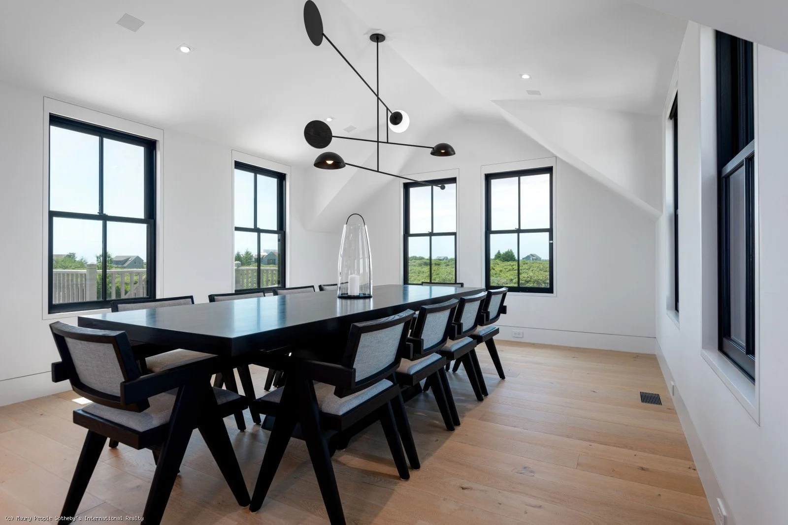 Little Dipper-Dining Area.jpg
