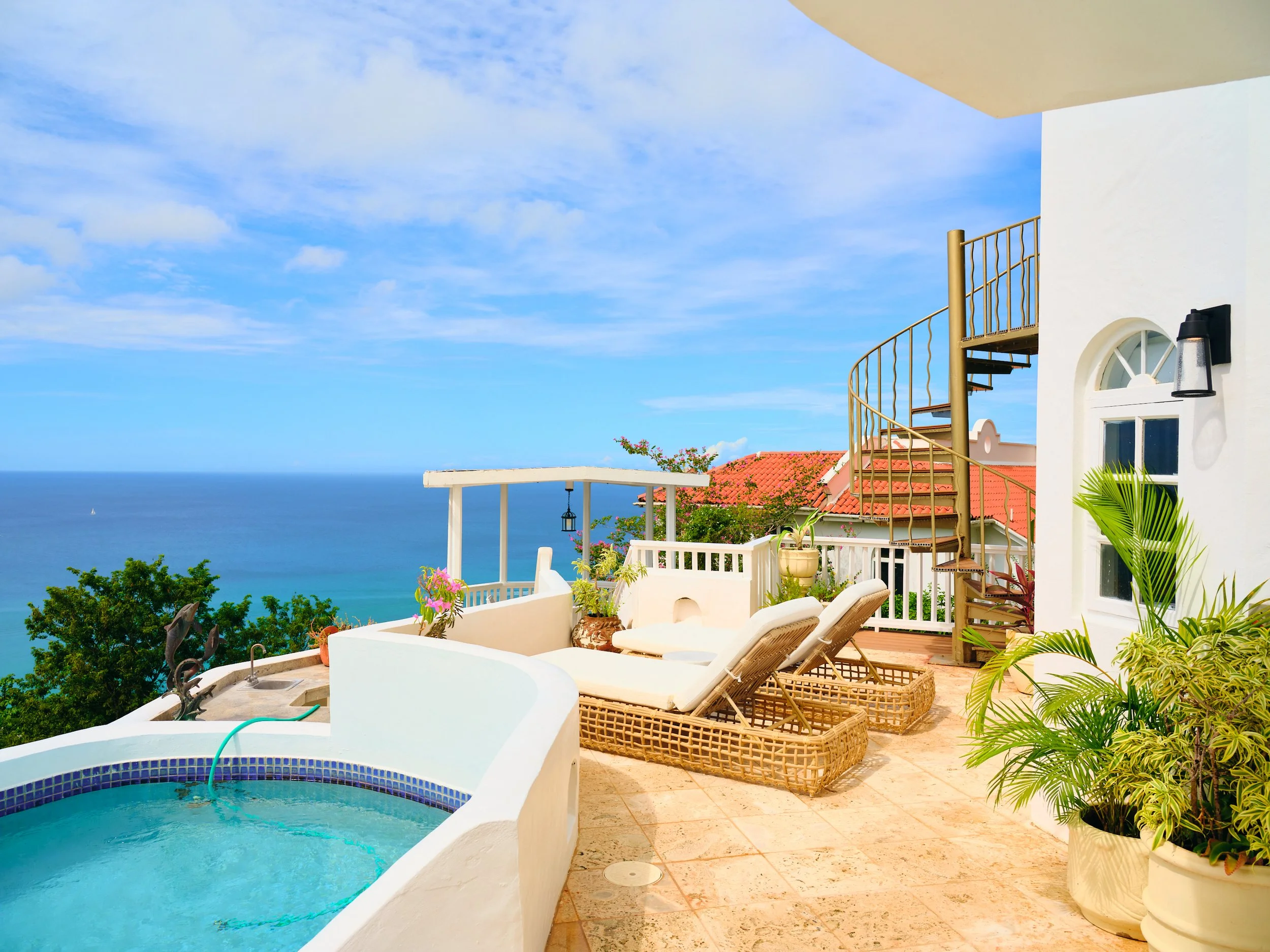 Villa Periwinkle-Pool Deck 3.jpg