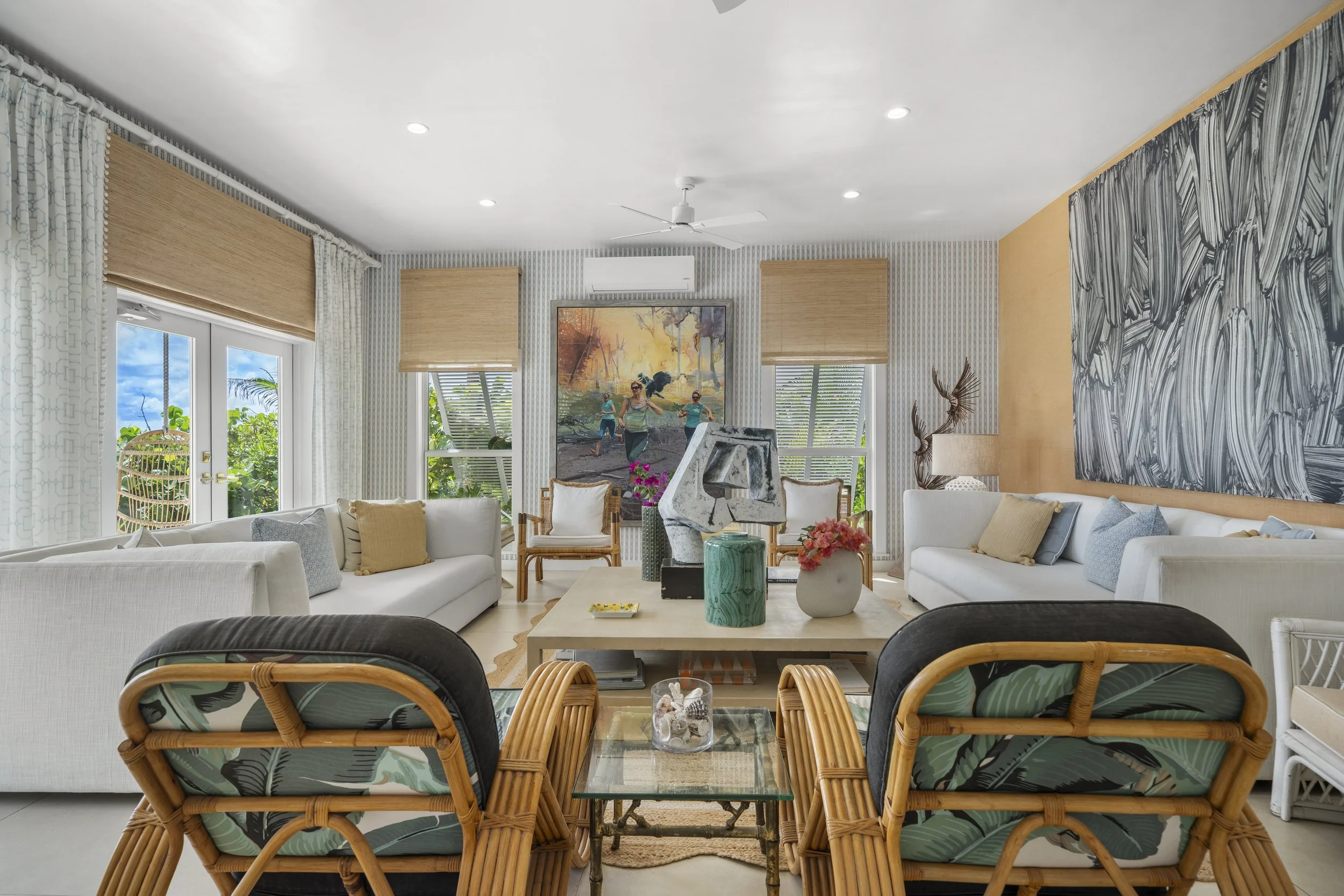 Villa Aerwyna-living space 2.jpg