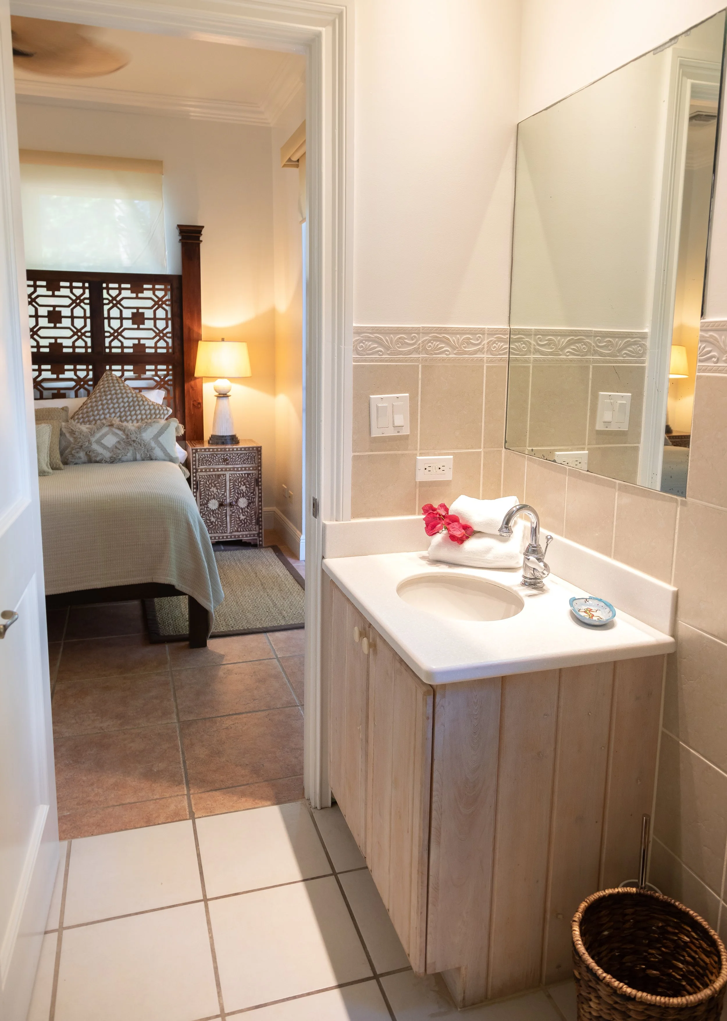 THE WHITE HOUSE GROUND FLOOR 2020-77.jpg