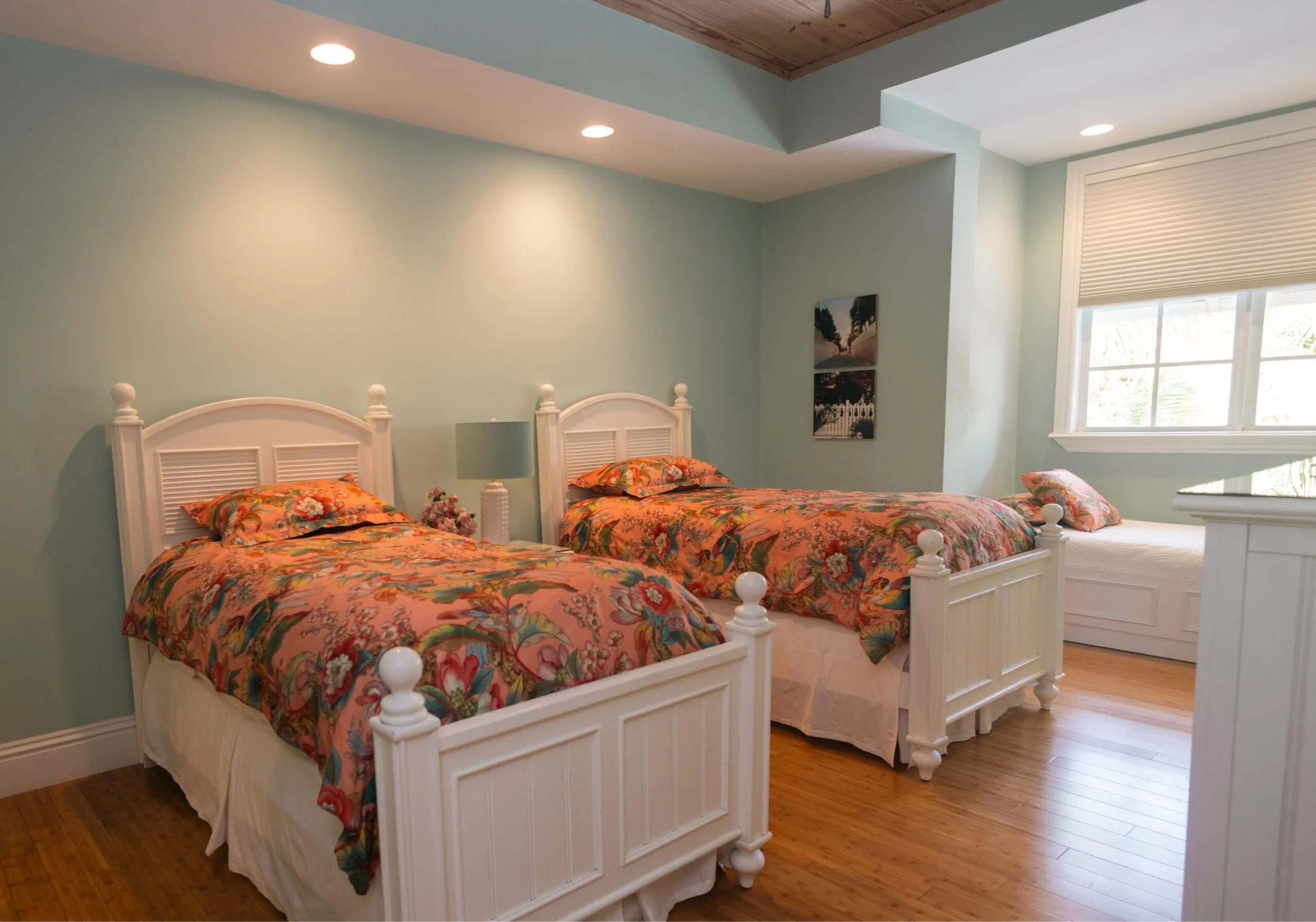 Villa Lignum-bedroom 7.jpg