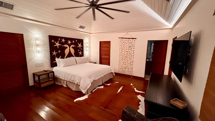 Bedroom 6