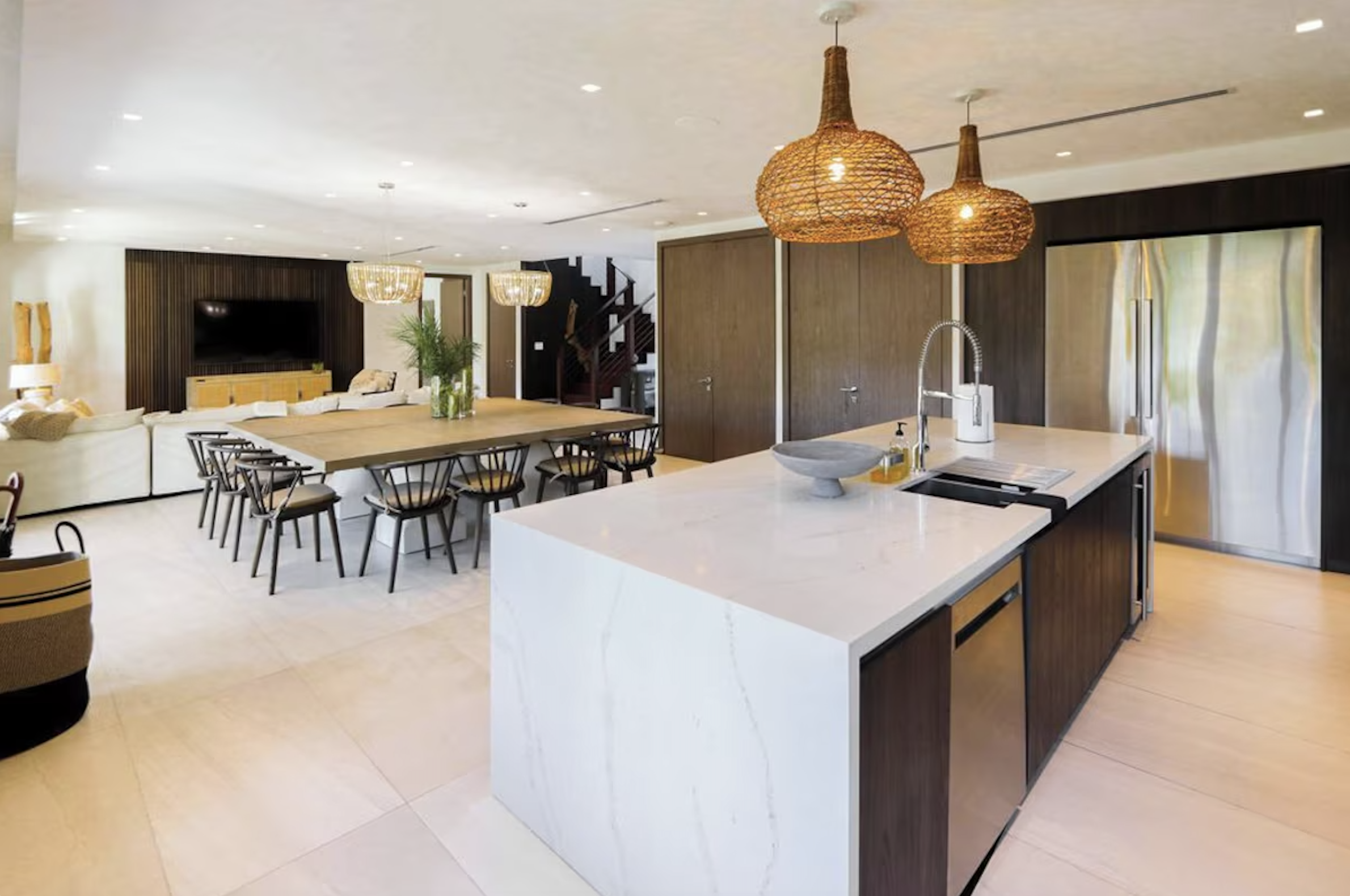 Kitchen,diningmlivingroom.jpeg