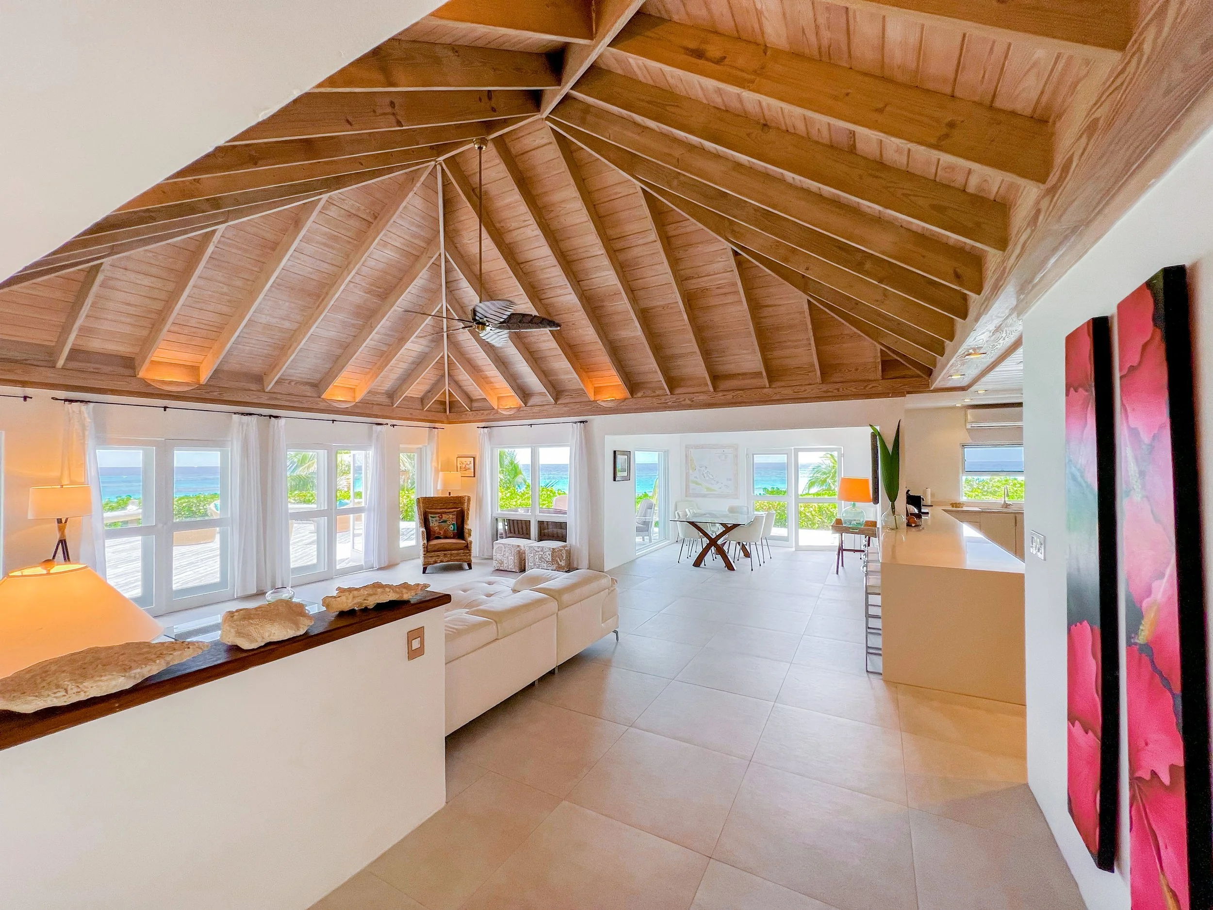 Full Shilling-Living Room-4.JPG