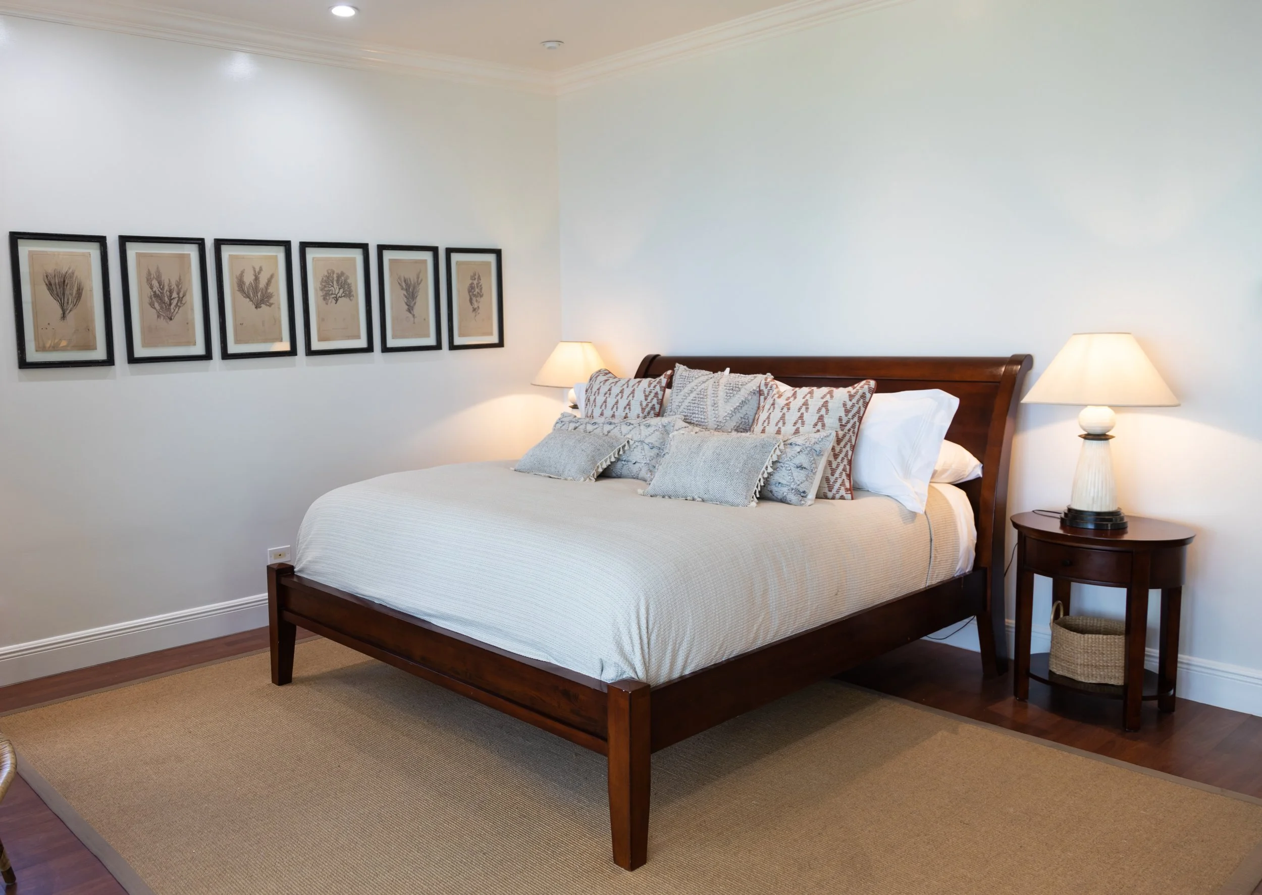 THE WHITE HOUSE FIRST FLOOR 2020-3.jpg