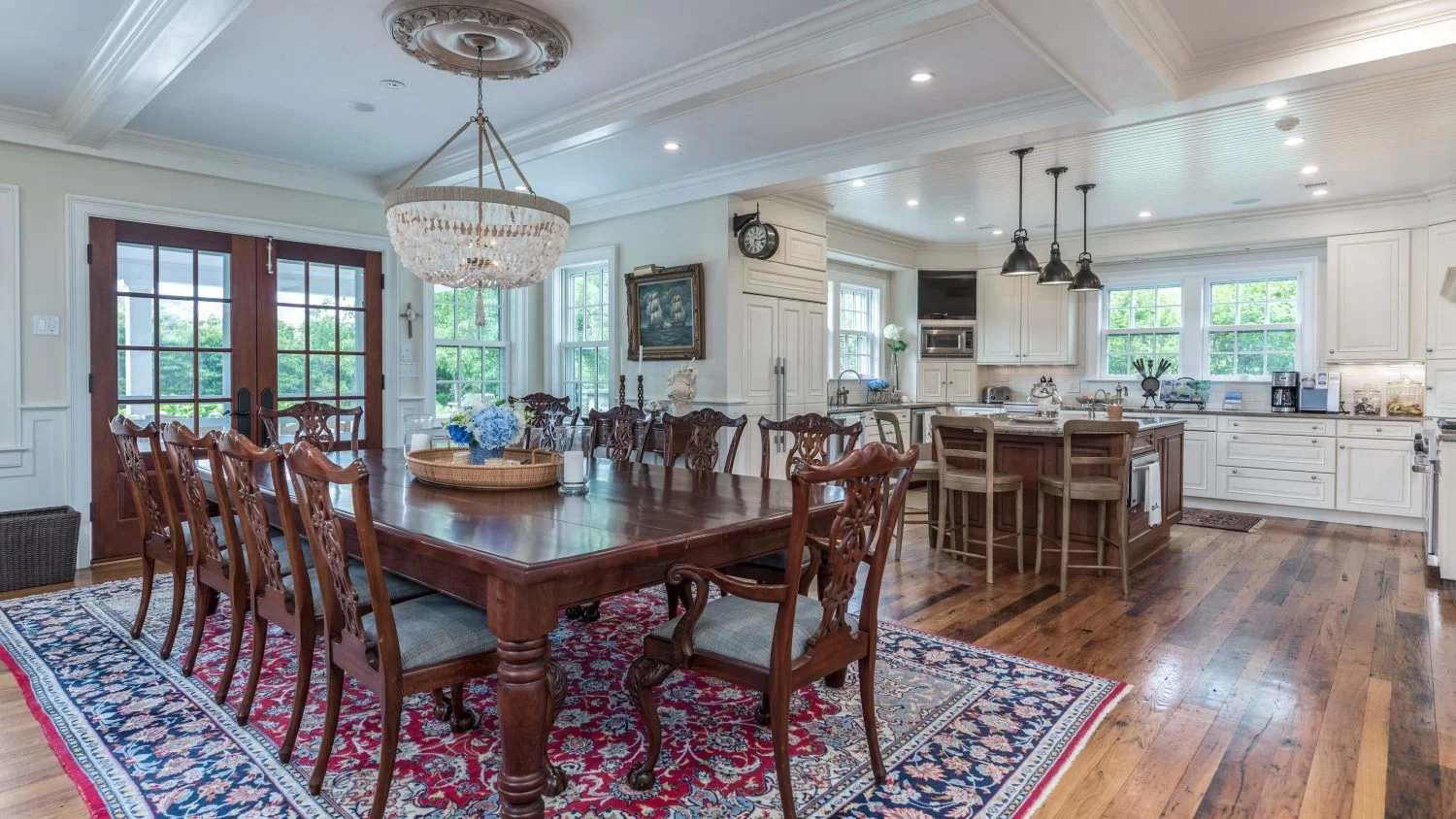 Villa Capaum-Kitchen&Dining.jpeg