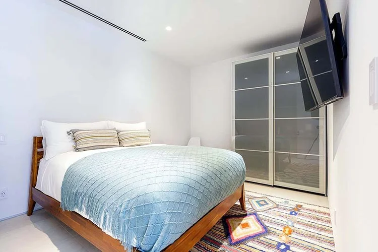 Bedroom 9