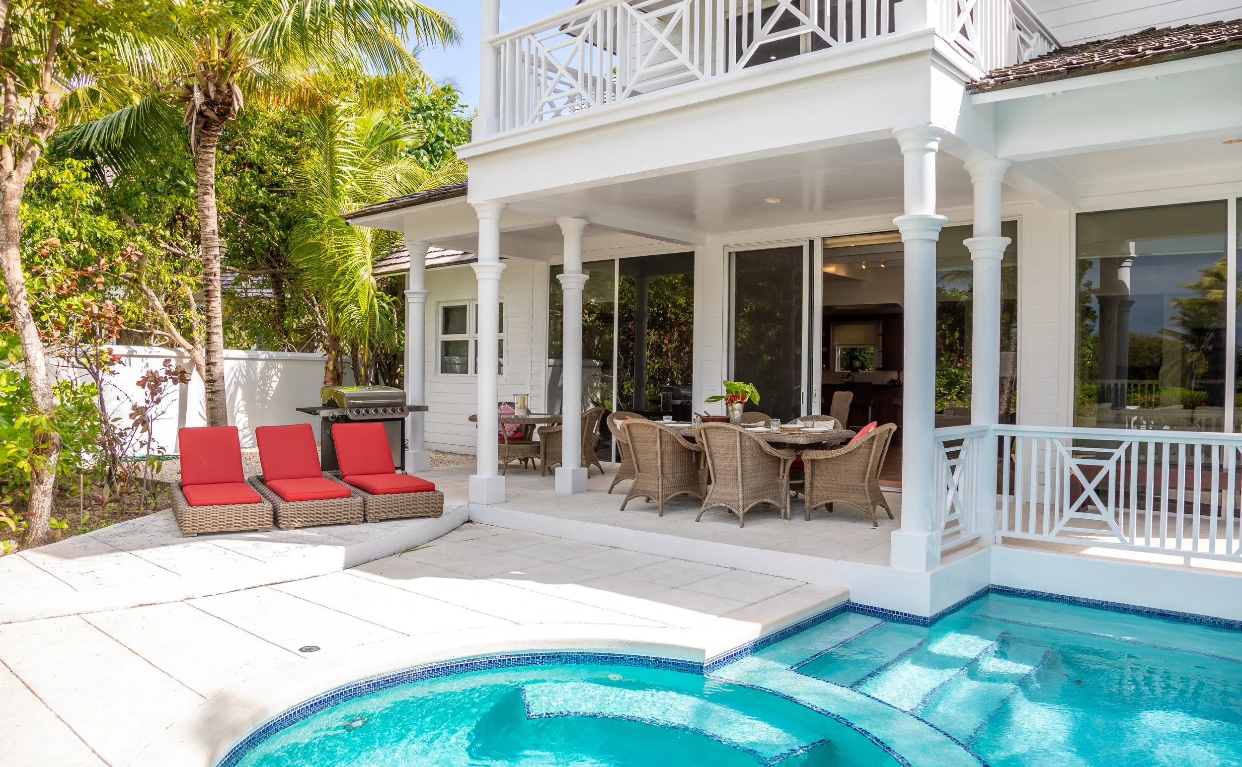 THE WHITE HOUSE EXTERIOR DRONE 2020-6.jpg