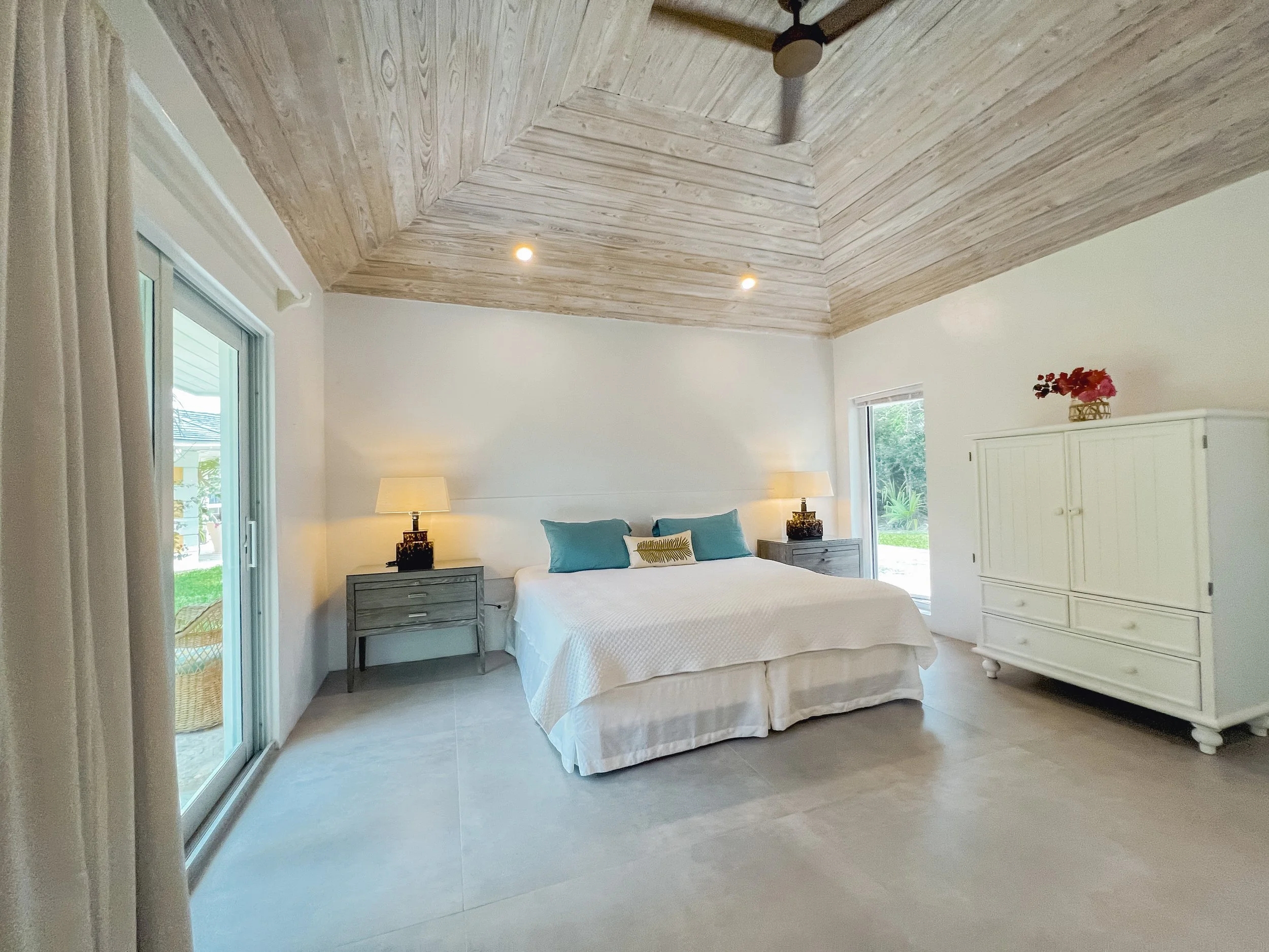 Full Shilling-Bedroom 7-3.JPG
