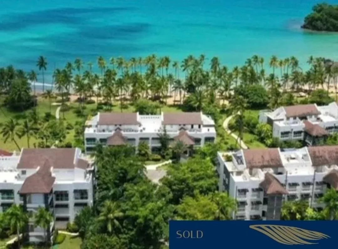 BEACHFRONT 2 BEDROOM