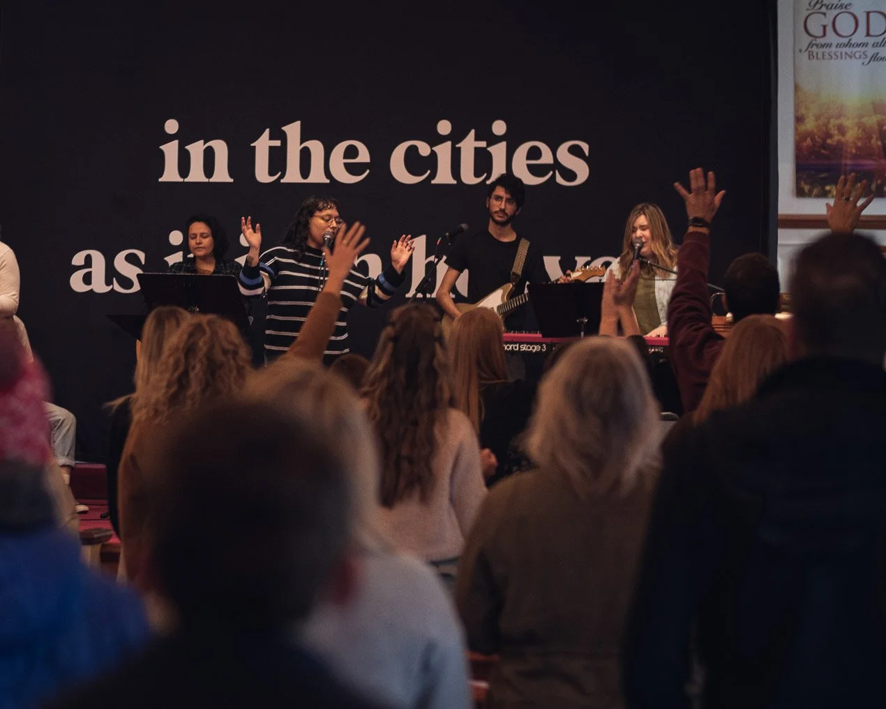 TheGatheringChurch-Robbinsdale-MN-SundayService-8.jpg