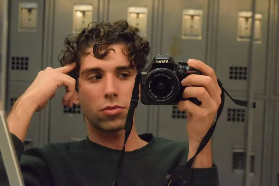 Are these still considered selfies??

📷:@itsnotvertigo