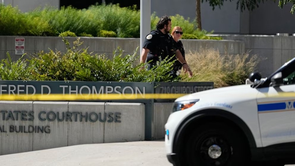 Armed Man Fatally Shot by Security Officer at Nashville Federal Courthouse