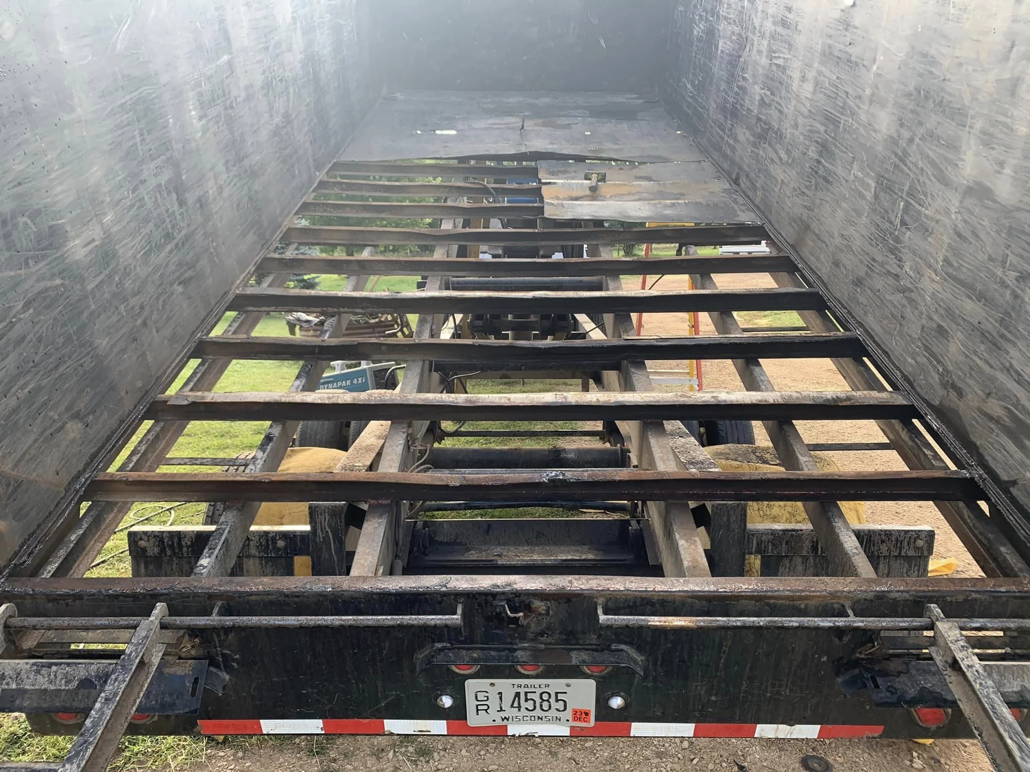 Dump trailer 1.jpg