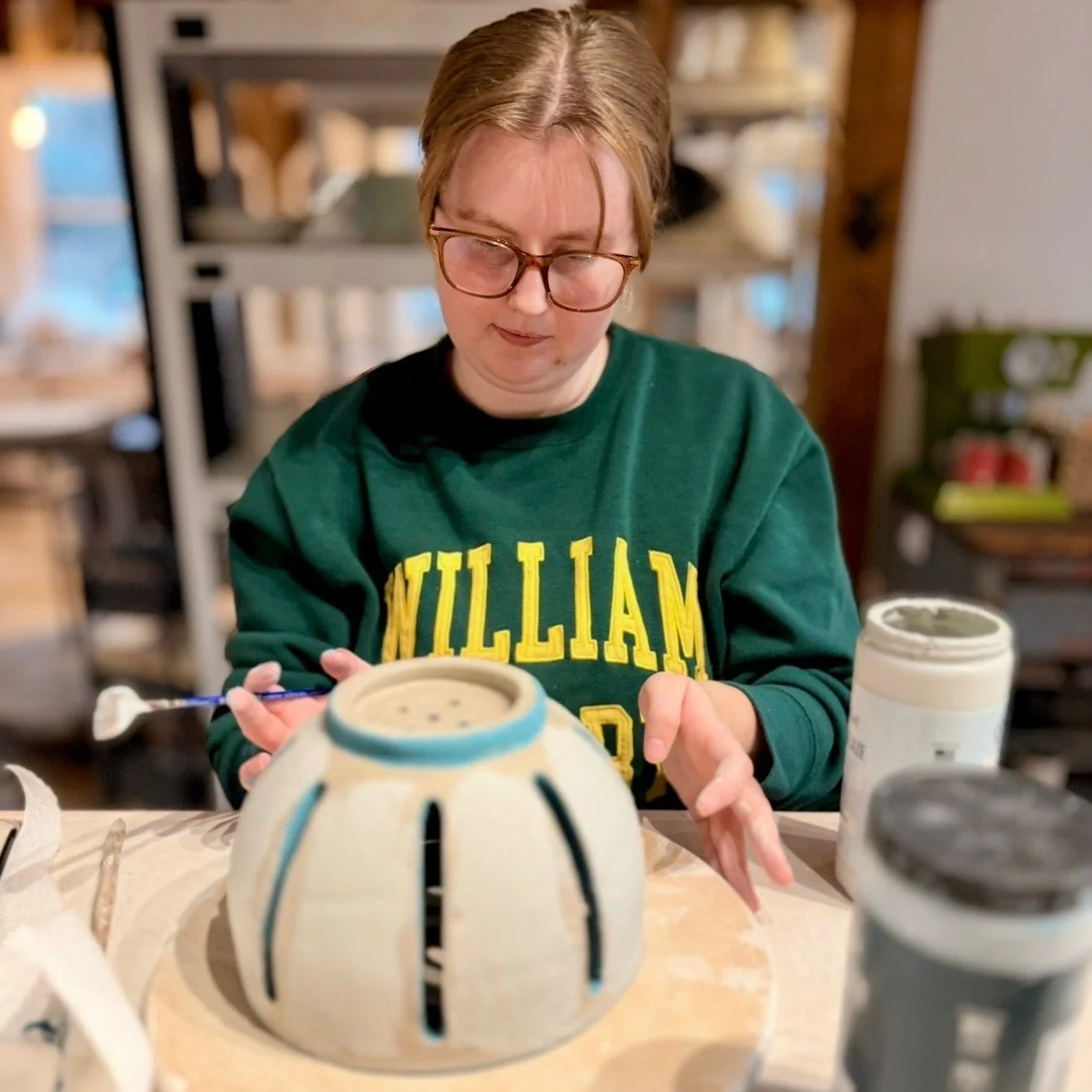 SUMMER CLASSES ARE LIVE now! Check out the schedule using the link in our bio! 
Judd is also offering an intermediate/advanced throwing class this summer.
#ceramics #handbuilding #wheelthrowing #lexingtonva #theworkshopattimberridge