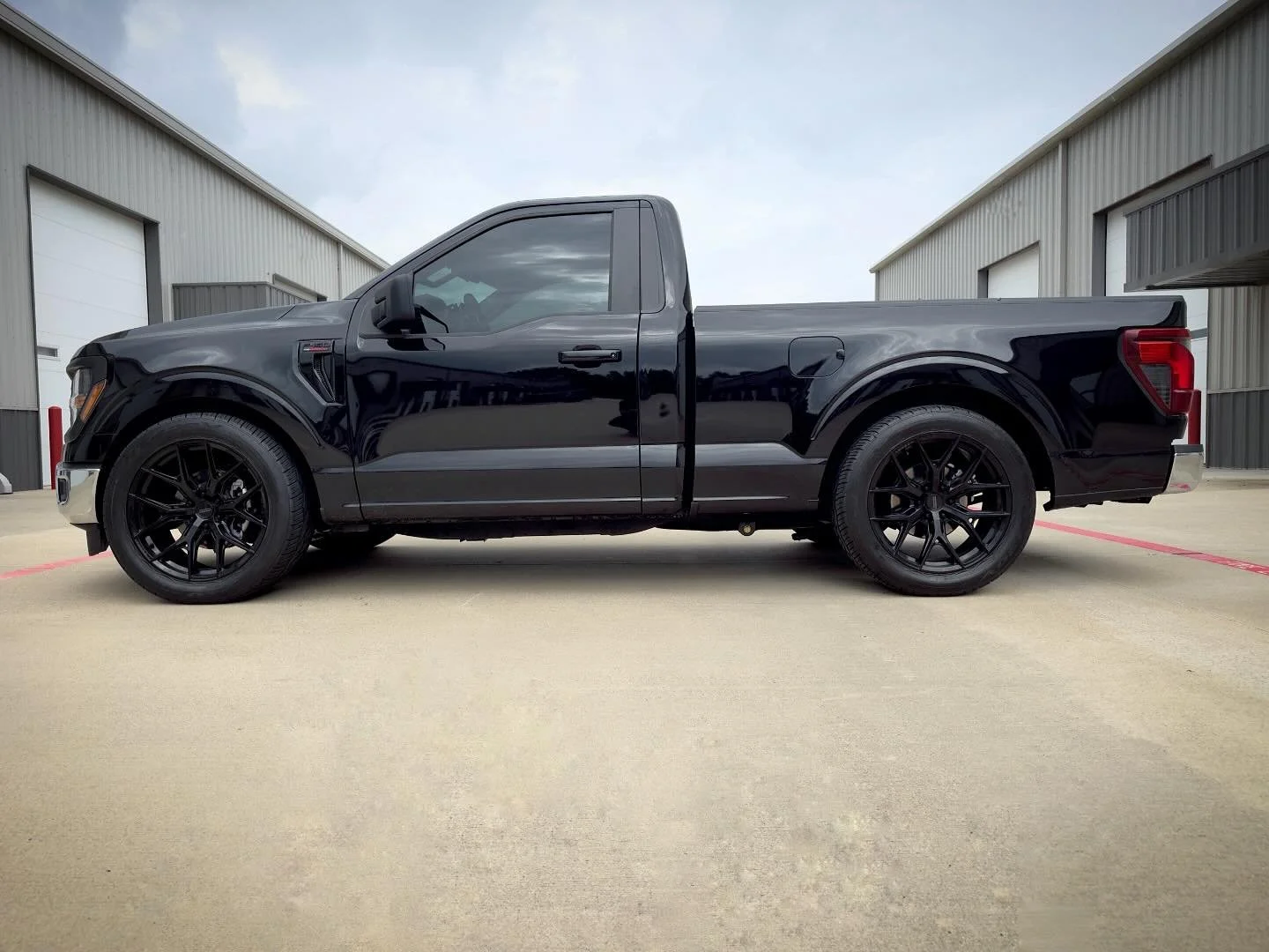 2026 Ford F150 4wd in for a @ridetechsuspension 3/5 performance kit on some 22&rdquo; @vossen HF6-4 wheels. It&rsquo;ll be back soon for some @katzkin_leather seats and center console conversion. Hit us up for all your F150 upgrade needs, financing i