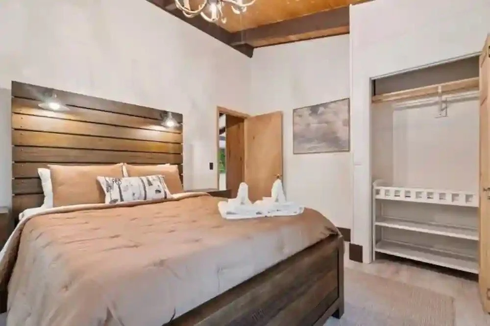 Screenshot+2023-12-20+at+4.13.12+PM Large.jpeg