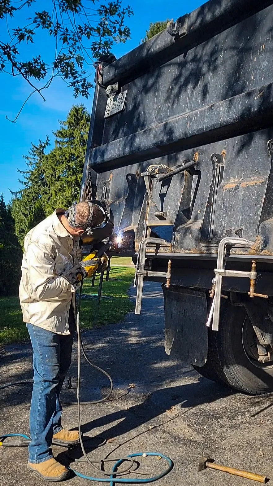 Mobile welding commercial 