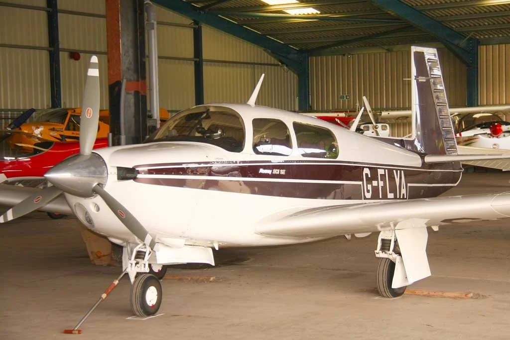 17Sep30_G-FLYA_SR