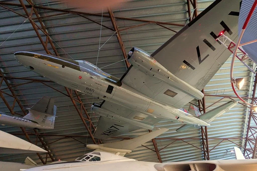 25Oct27_XH171_(1)_SR