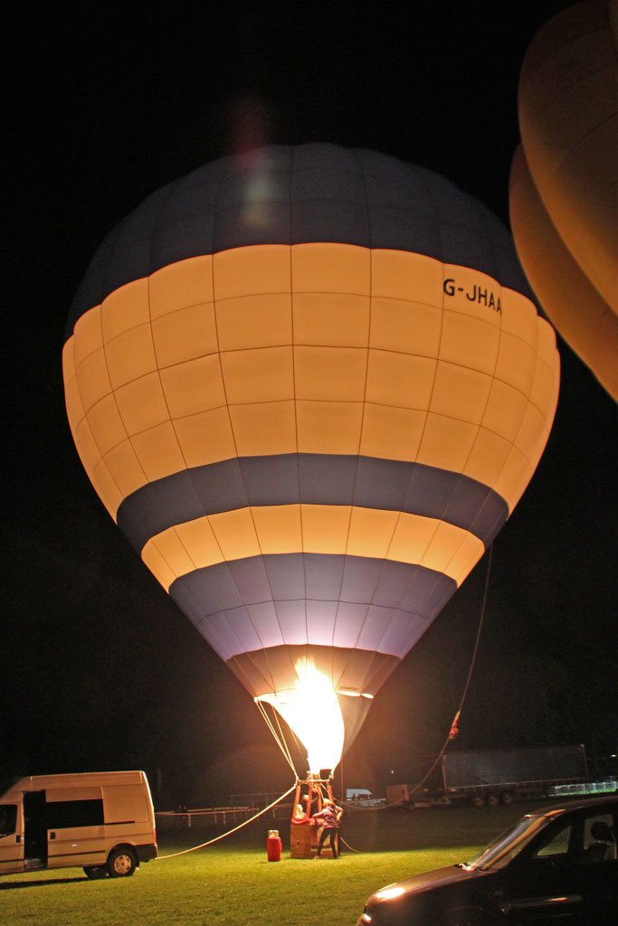 19Sep28_G-JHAA_(2)_SR