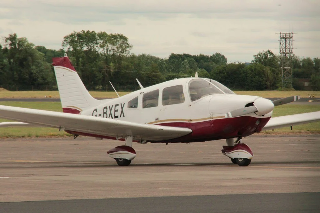 26Jul05_G-BXEX_(1)_SR