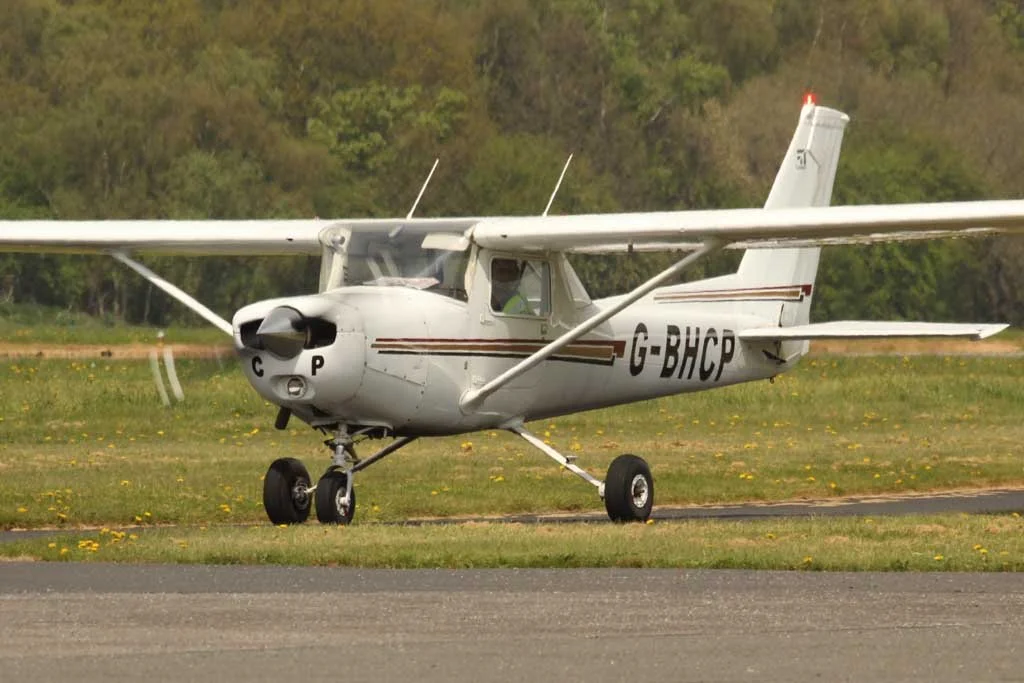 D12-613 (G-BHCP).jpg