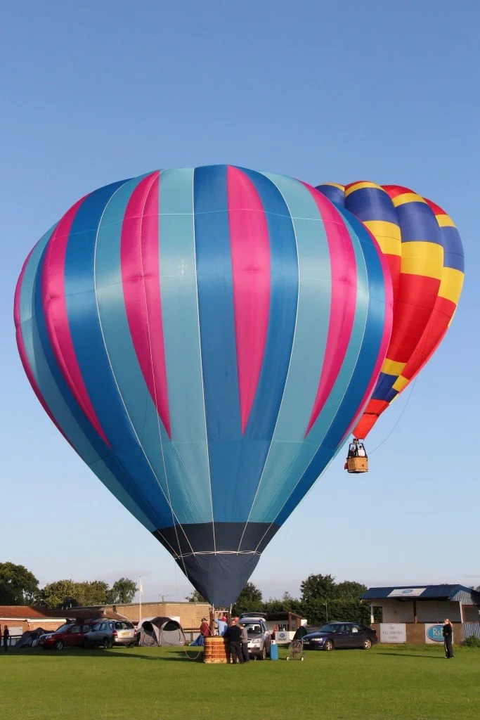 D9-247 (G-CHAU_G-BVPV)