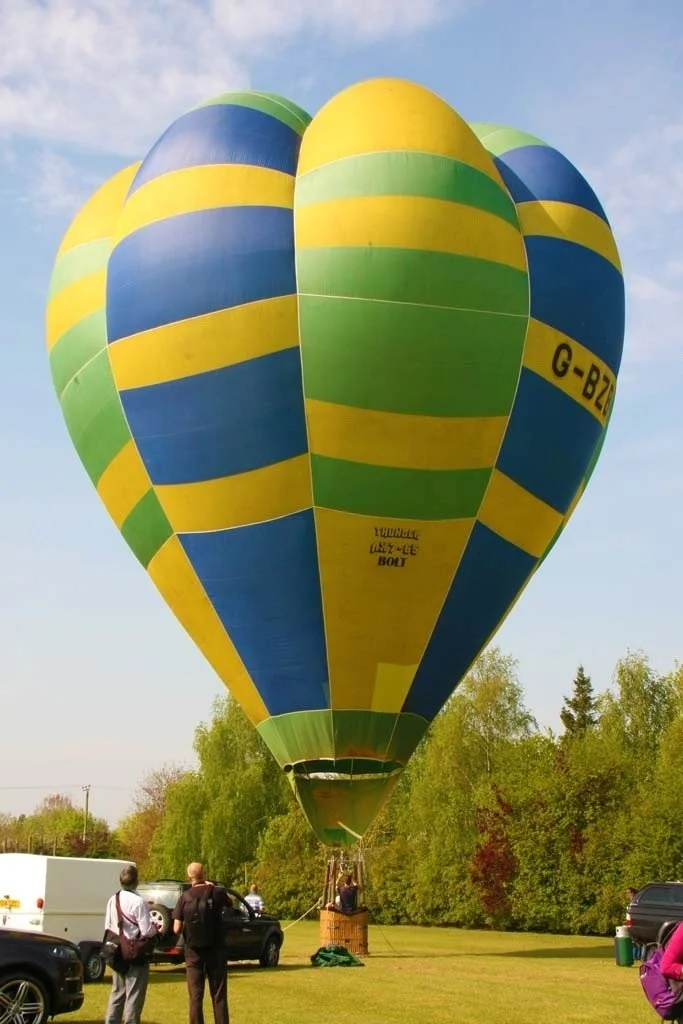 D12-651 (G-BZBH).jpg