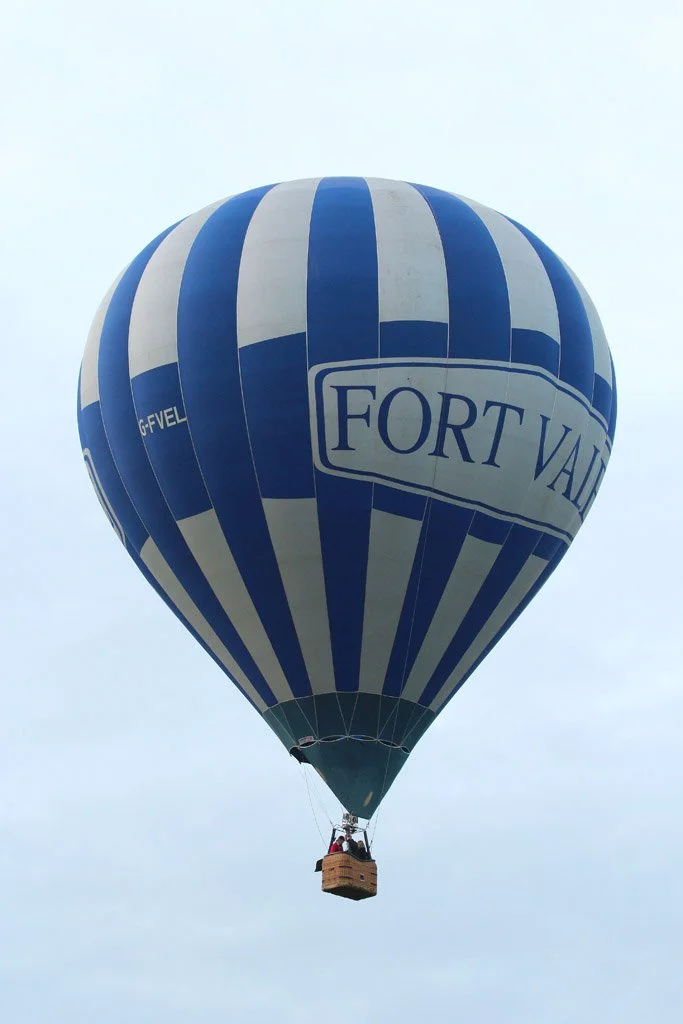 17Sep30_G-FVEL_(1)_SR