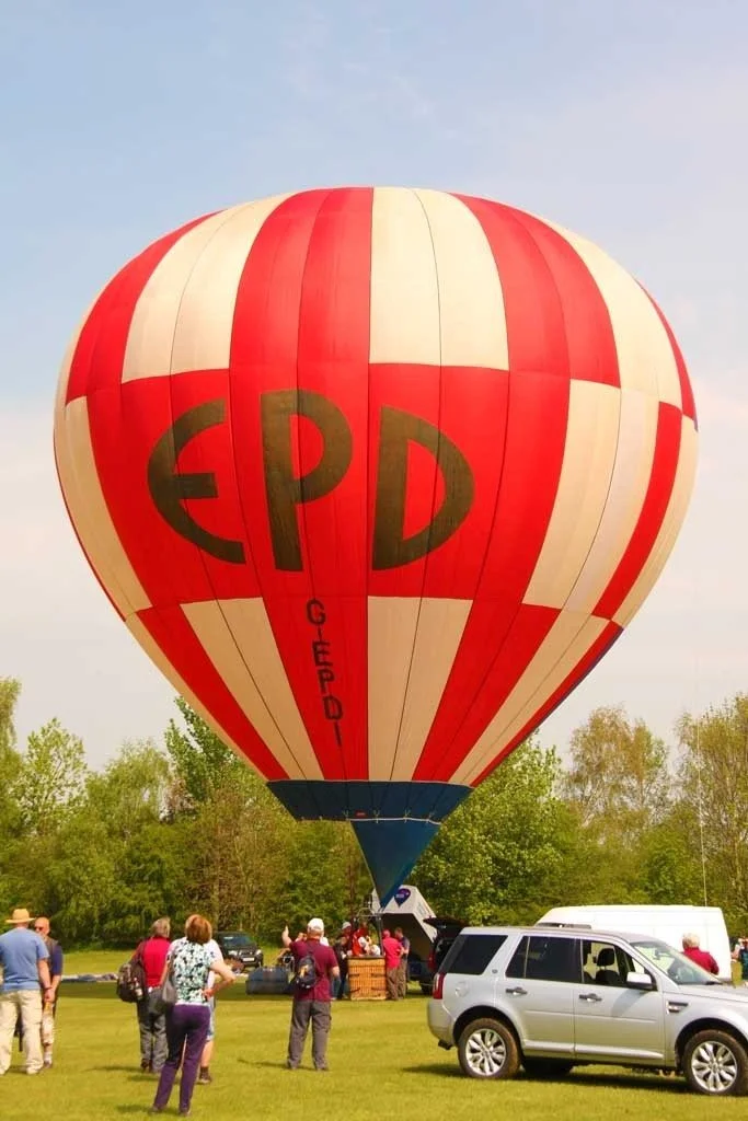 D12-699 (G-EPDI).jpg
